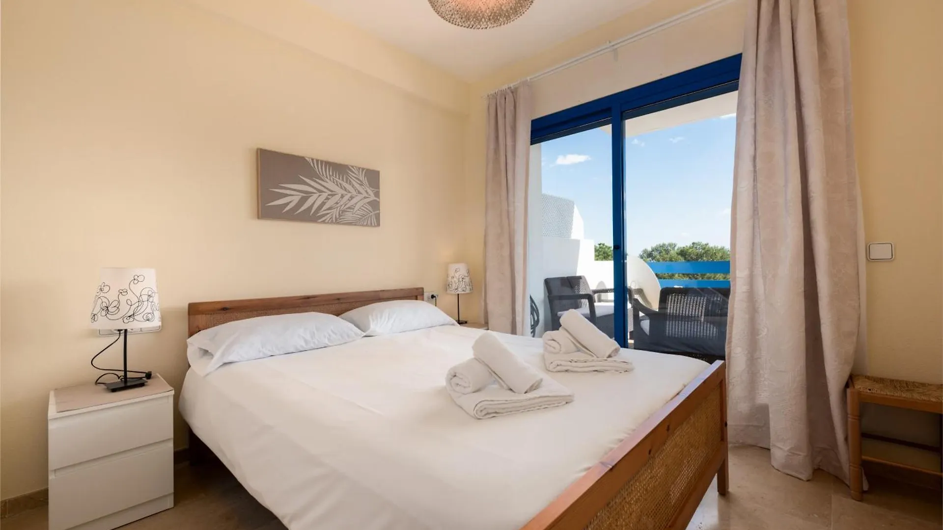 Duquesa Suites 2424 Azure Skyline 马尼尔瓦 公寓